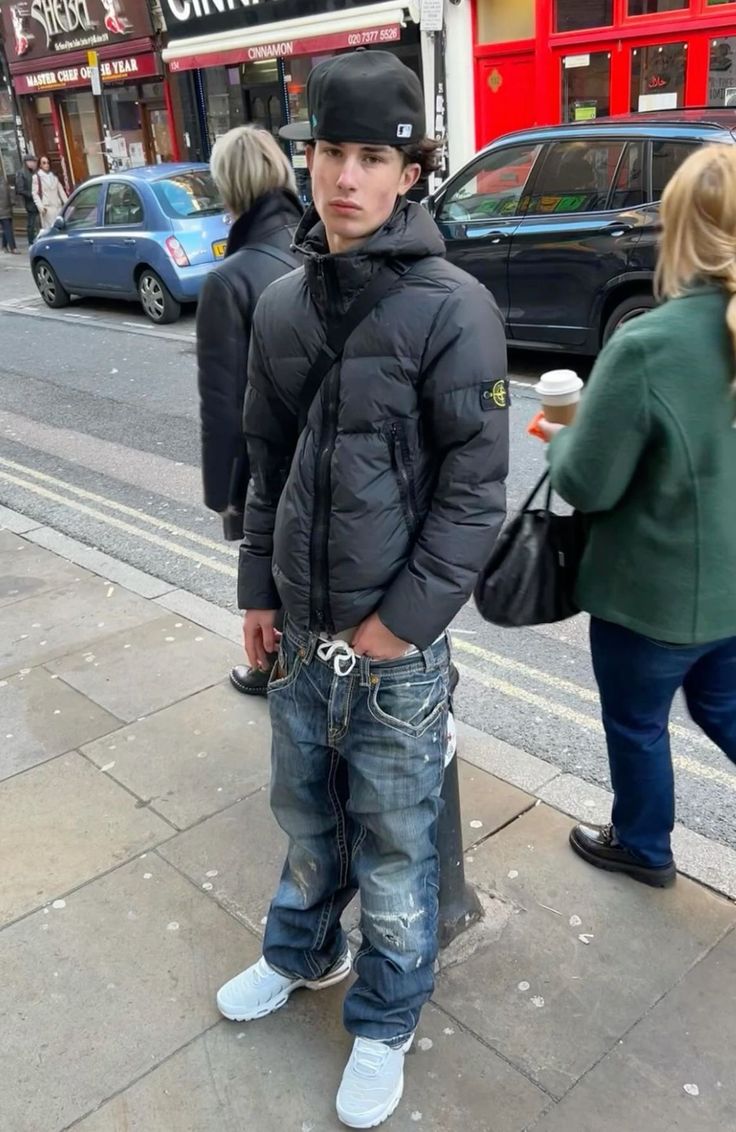 Casual Fit