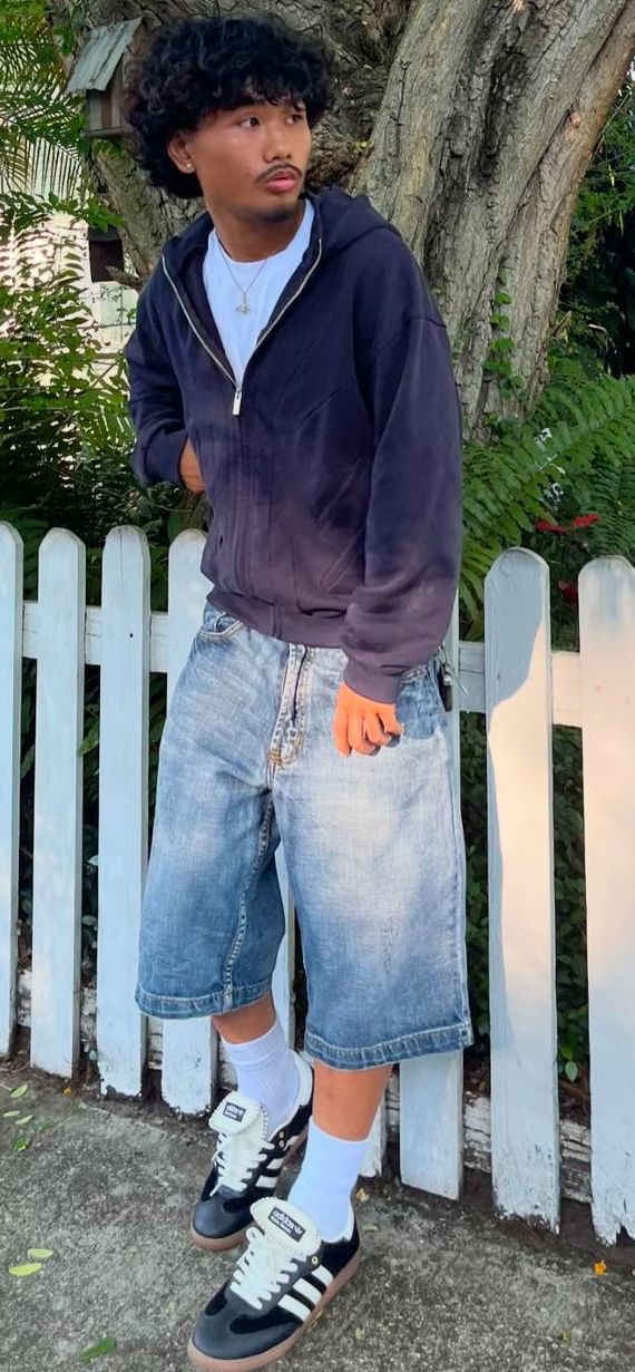 Casual Jorts Outfit